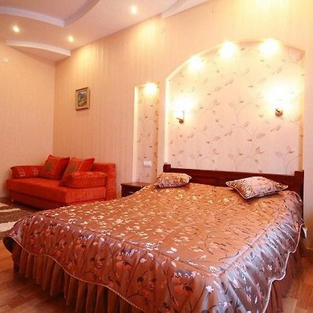 לבוב Park And Opera Apartments מראה חיצוני תמונה