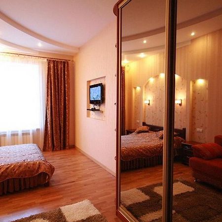 לבוב Park And Opera Apartments מראה חיצוני תמונה