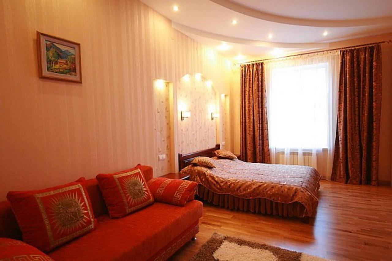 לבוב Park And Opera Apartments מראה חיצוני תמונה